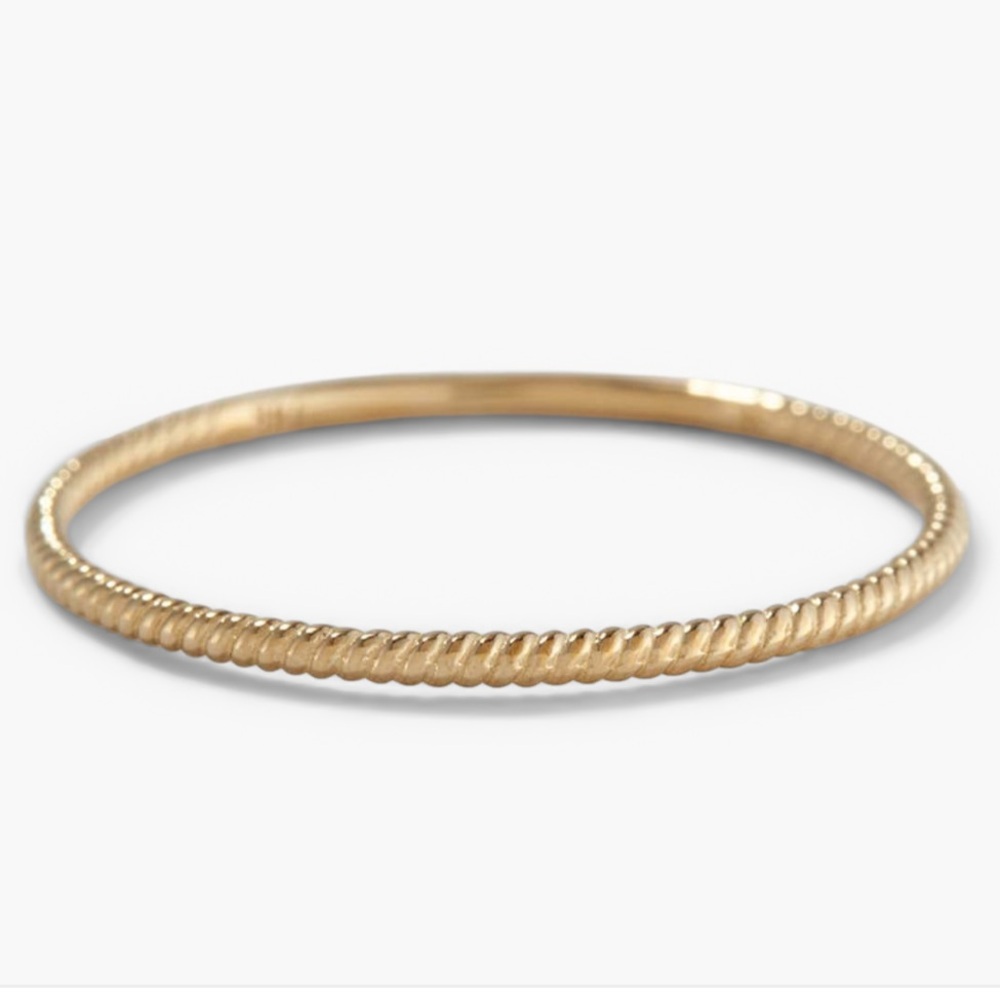 Mejuri Twist Ring